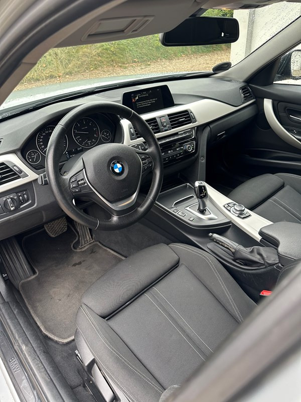 undefined BMW 318d fra 2017