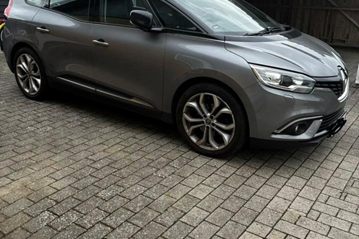 undefined Renault Grand Scenic IV fra 2017