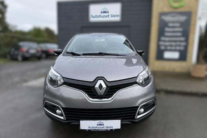 Grå Renault Captur fra 2016