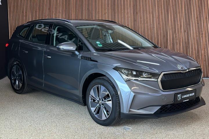 Grå Skoda Enyaq fra 2022