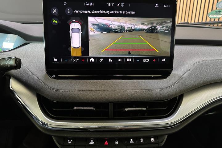 Grå Skoda Enyaq fra 2022