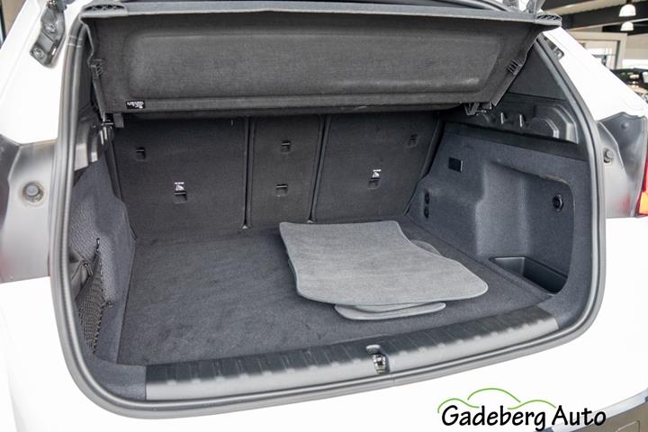 Hvid BMW iX1 fra 2024