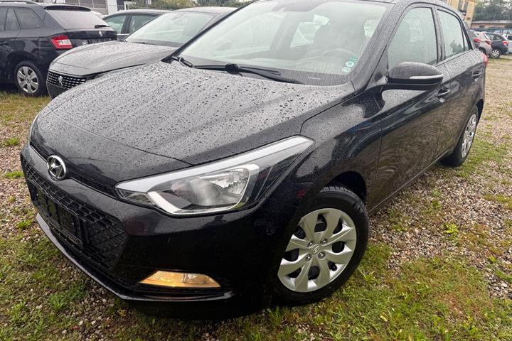 Sort Hyundai i20 fra 2017