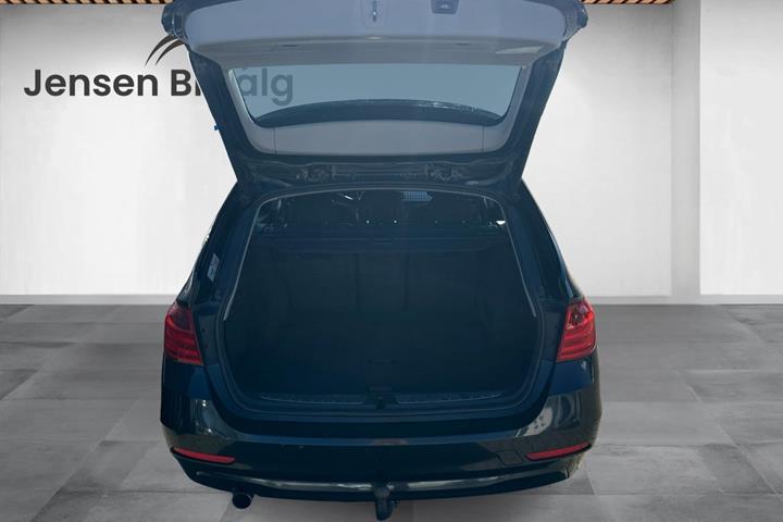 undefined BMW 320d fra 2015