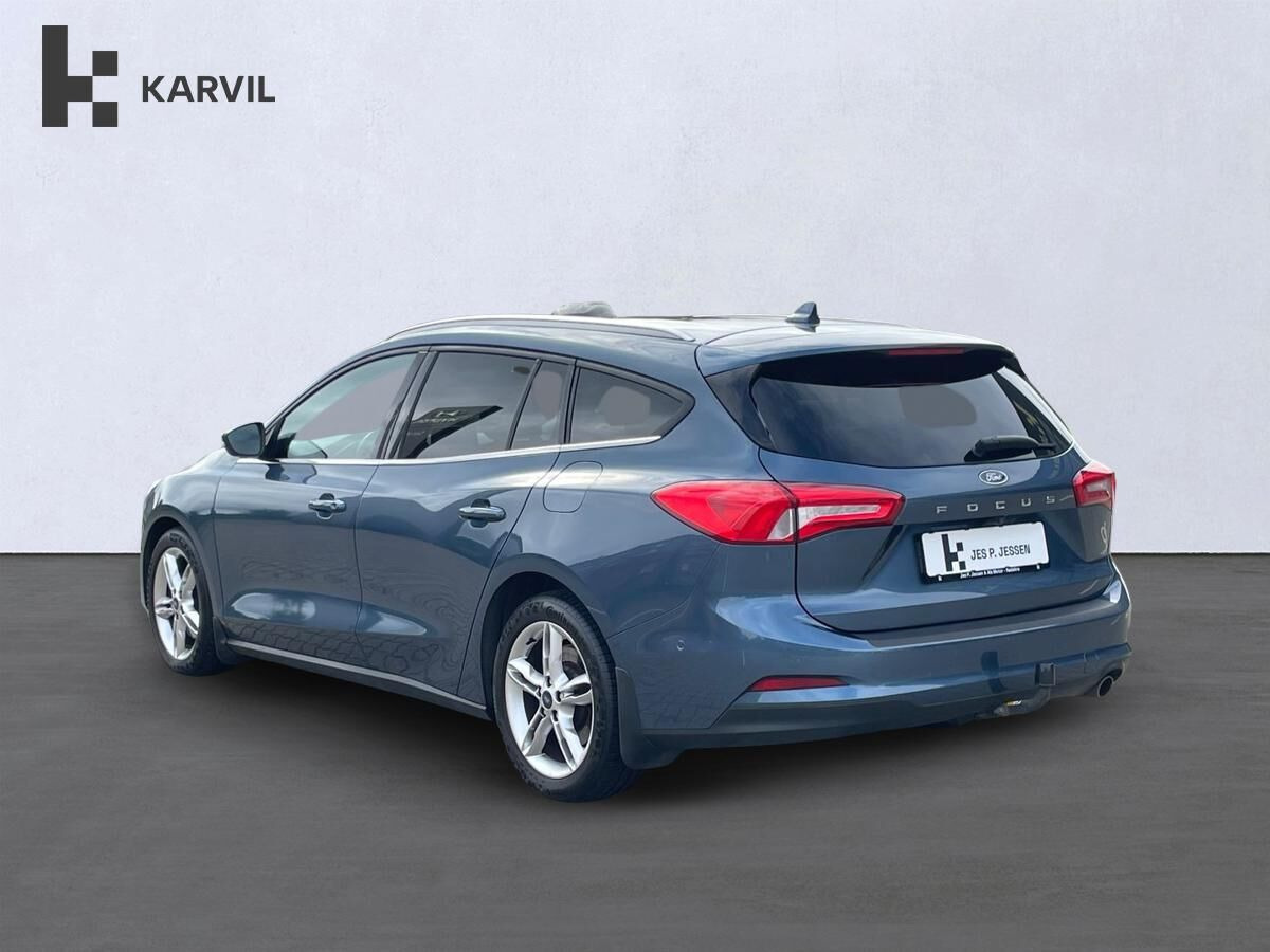 Blå Ford Focus fra 2020