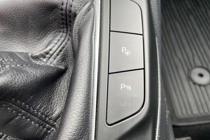 Blå Ford Focus fra 2020
