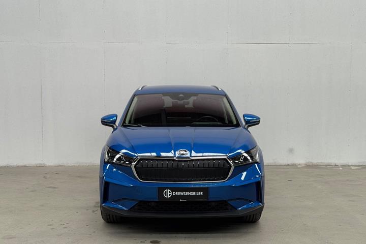 Blå Skoda Enyaq fra 2022