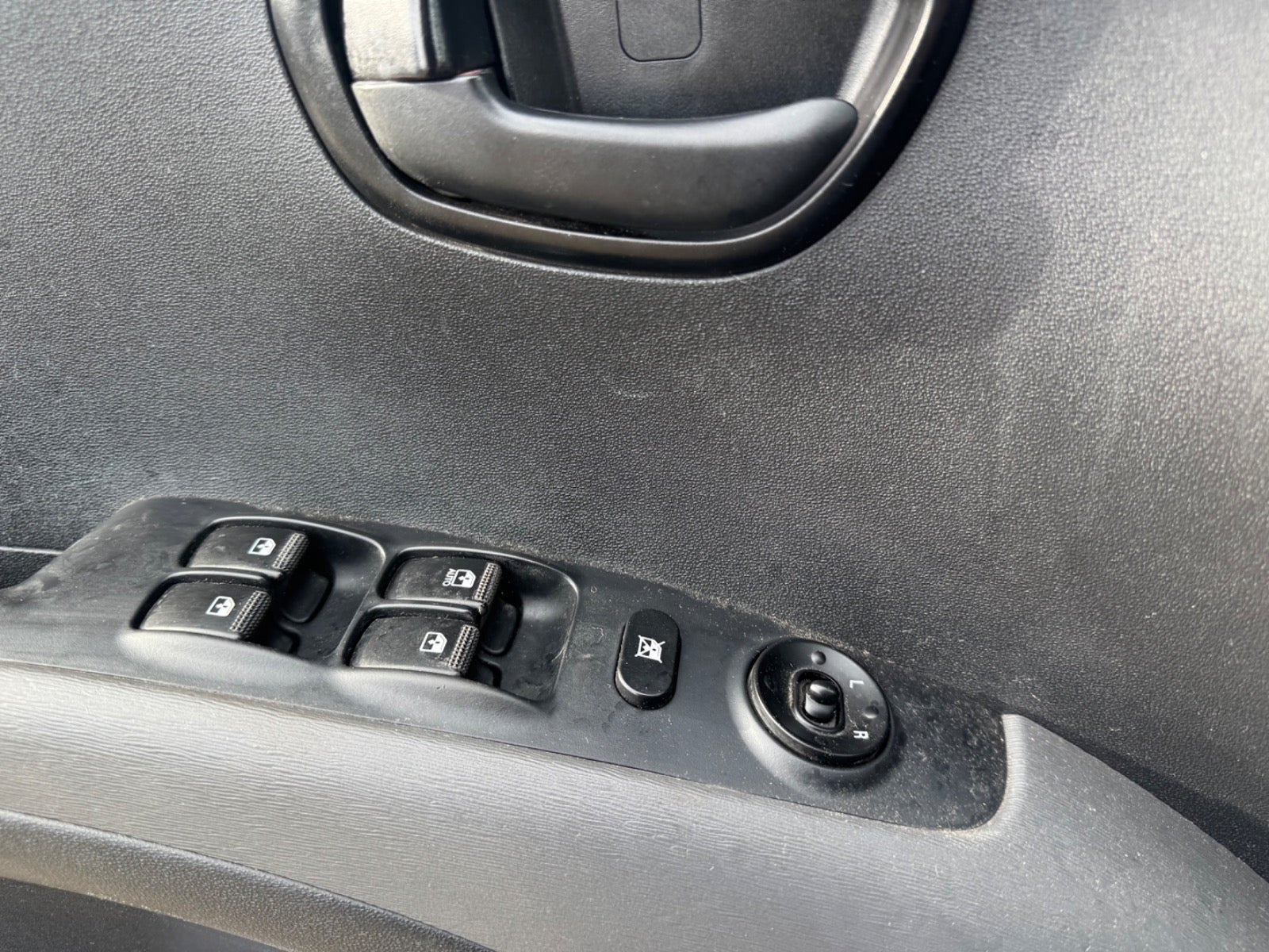 Rød Hyundai i10 fra 2012