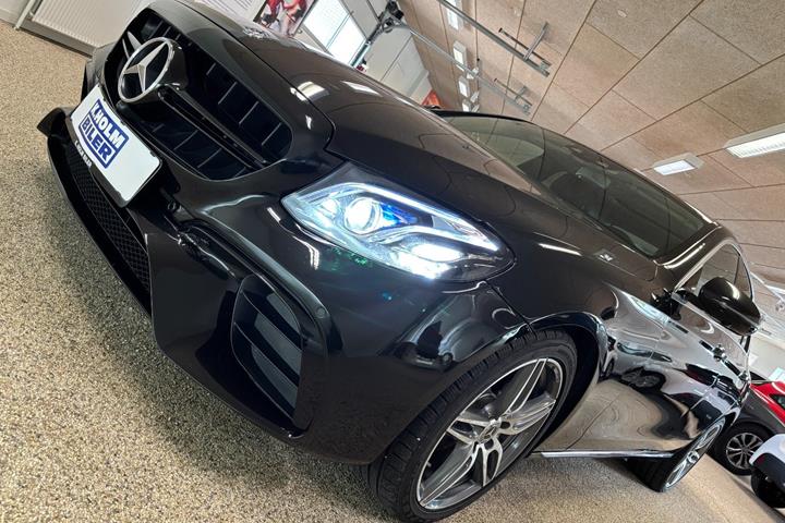 Sort Mercedes E220 d fra 2016