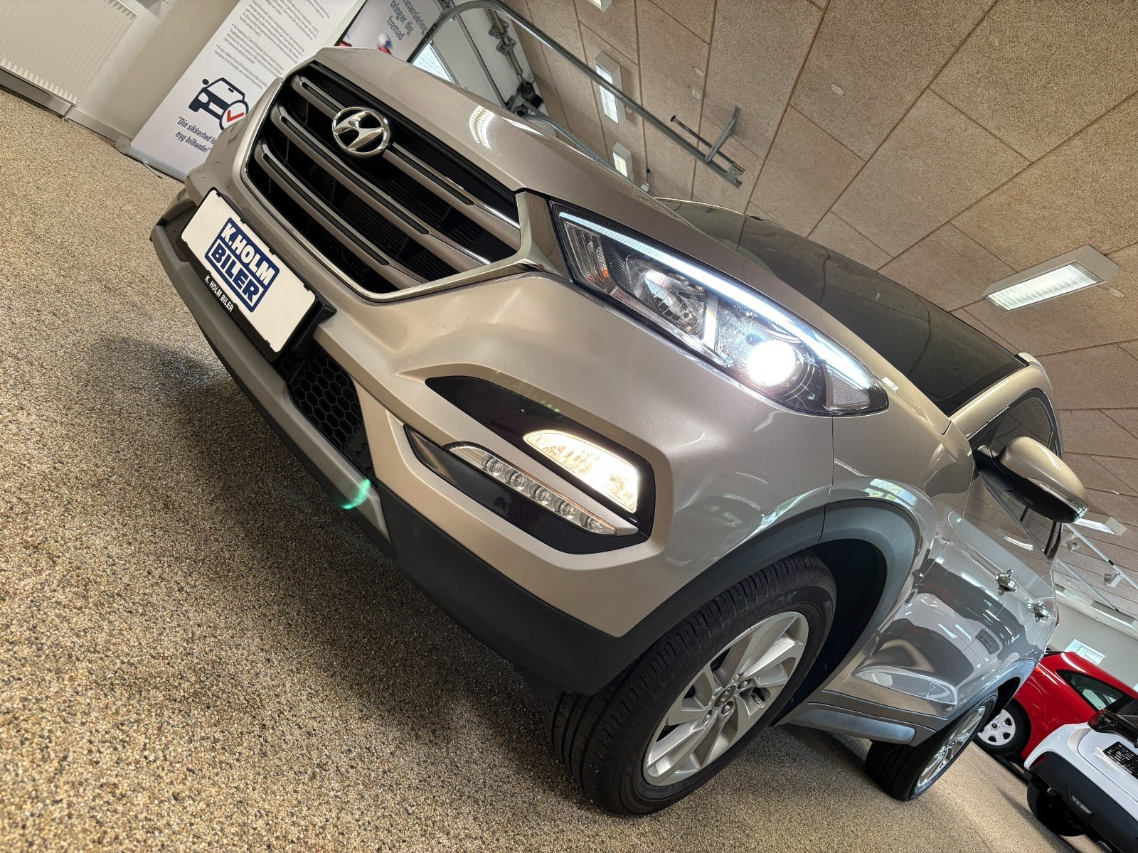 Beige Hyundai Tucson fra 2018