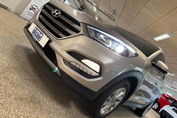 Beige Hyundai Tucson fra 2018