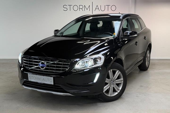 Sort Volvo XC60 fra 2016