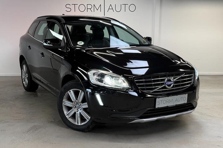 Sort Volvo XC60 fra 2016