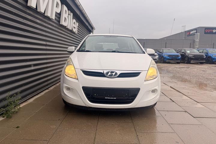 Hvid Hyundai i20 fra 2009