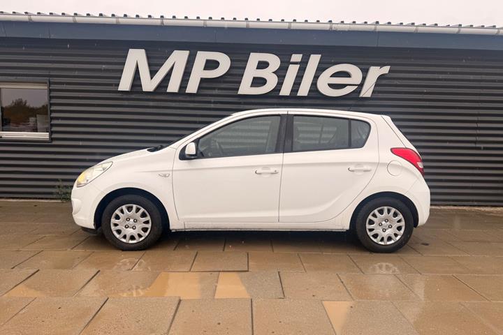 Hvid Hyundai i20 fra 2009