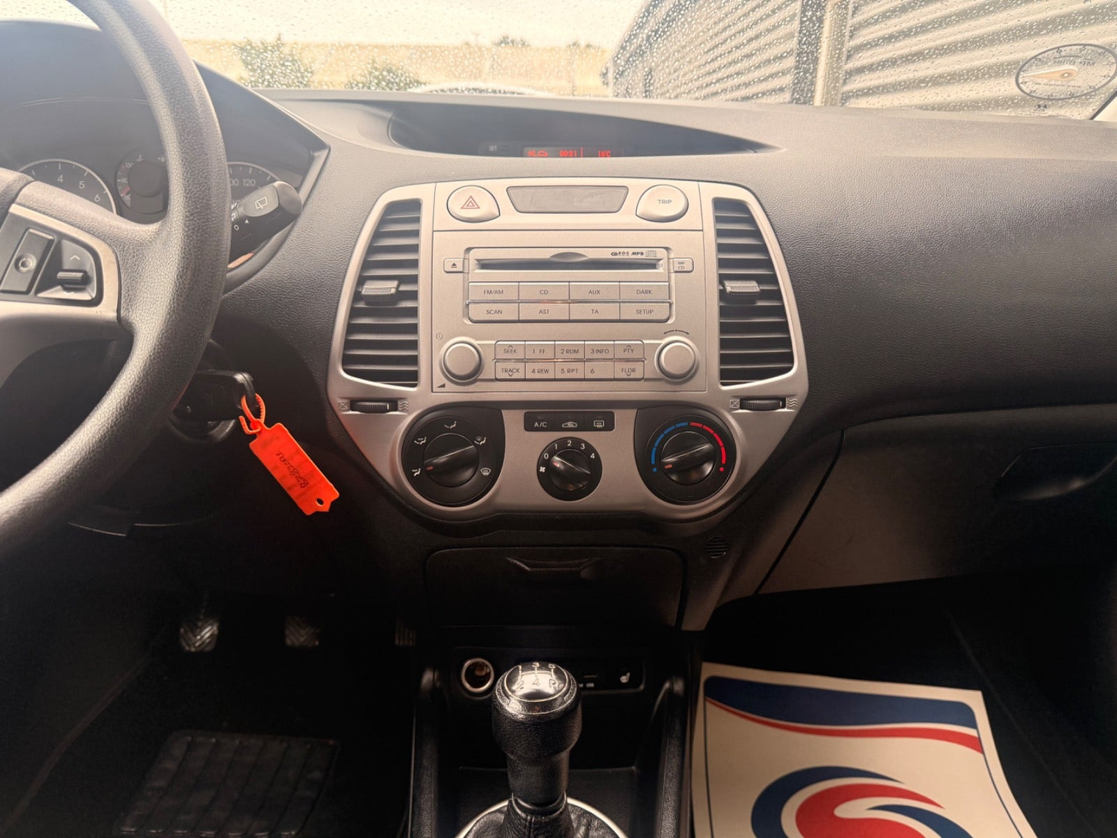 Hvid Hyundai i20 fra 2009