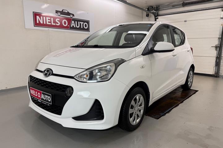 Hvid Hyundai i10 fra 2017
