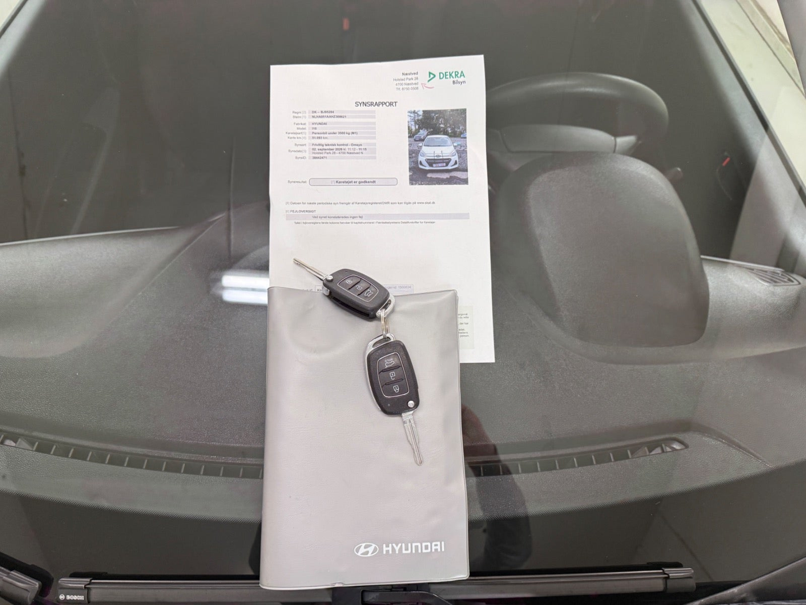 Hvid Hyundai i10 fra 2017