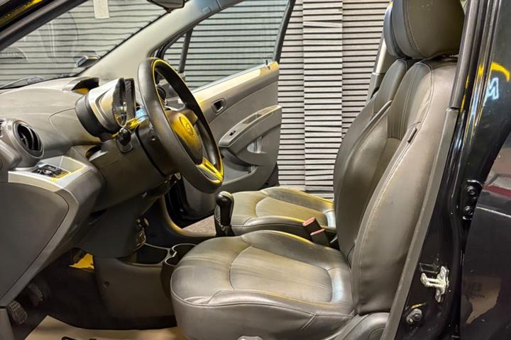 undefined Chevrolet Spark fra 2014