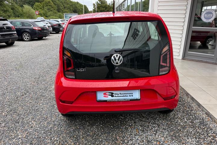 Rød VW UP! fra 2017