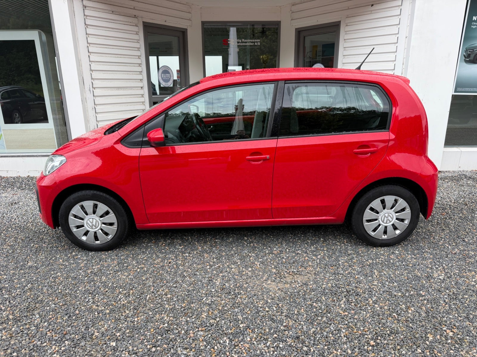 Rød VW UP! fra 2017