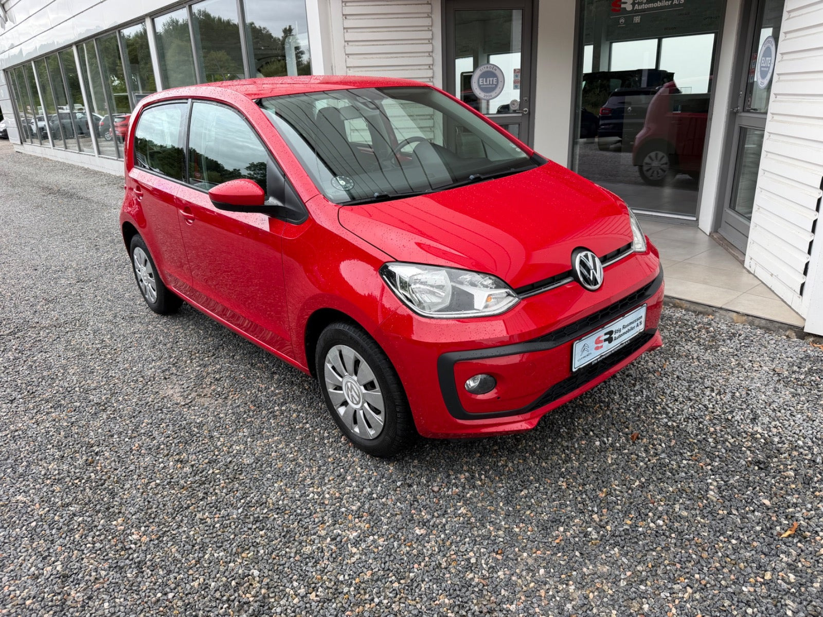 Rød VW UP! fra 2017