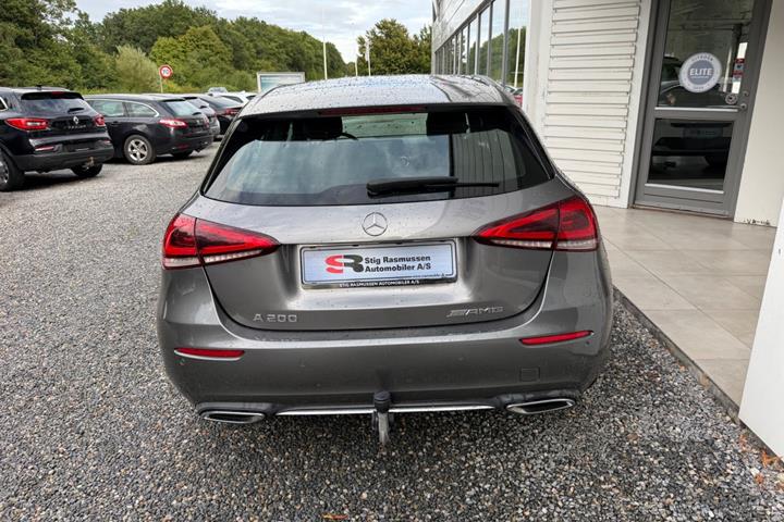 Grå Mercedes A200 fra 2018