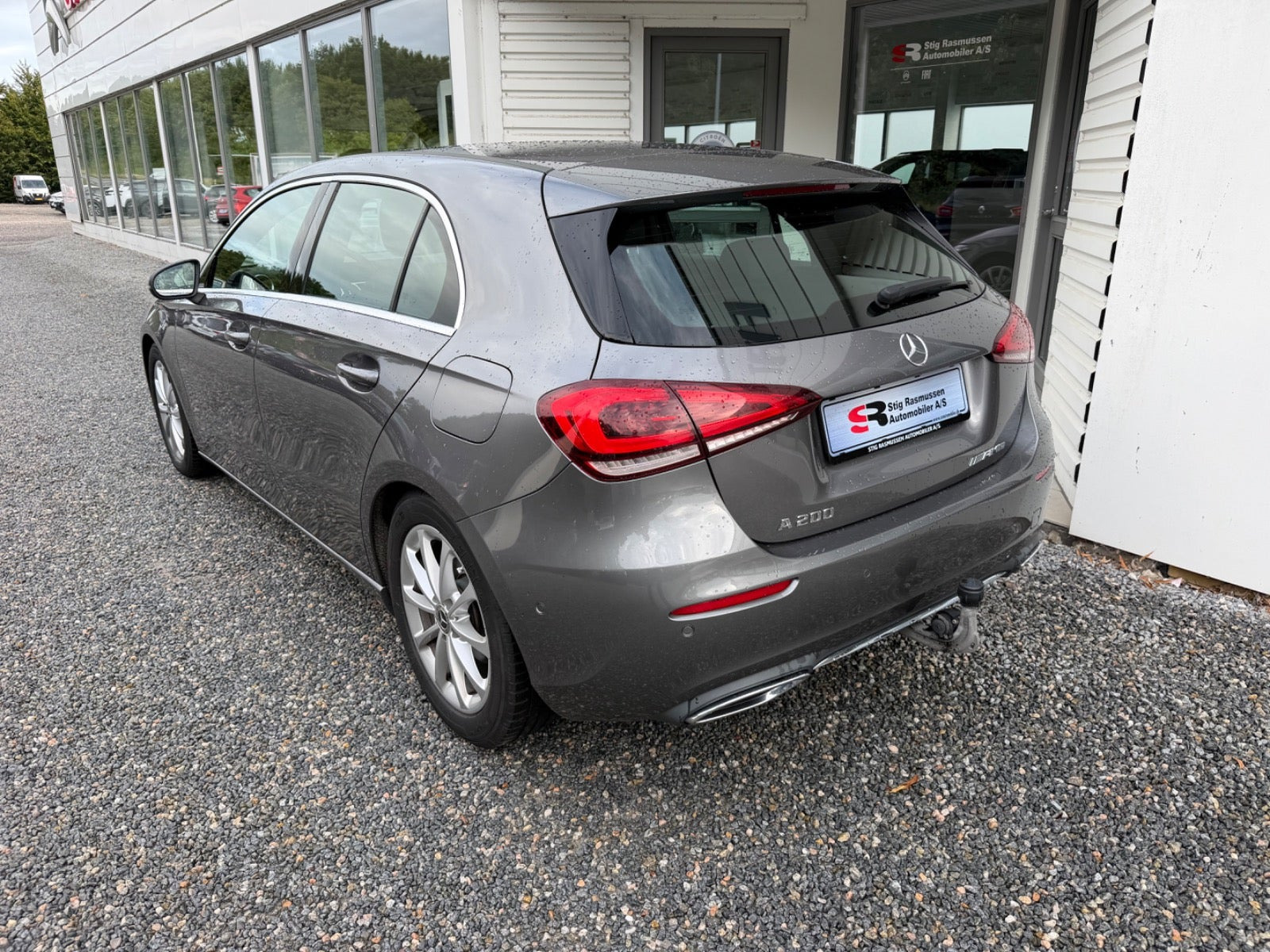 Grå Mercedes A200 fra 2018