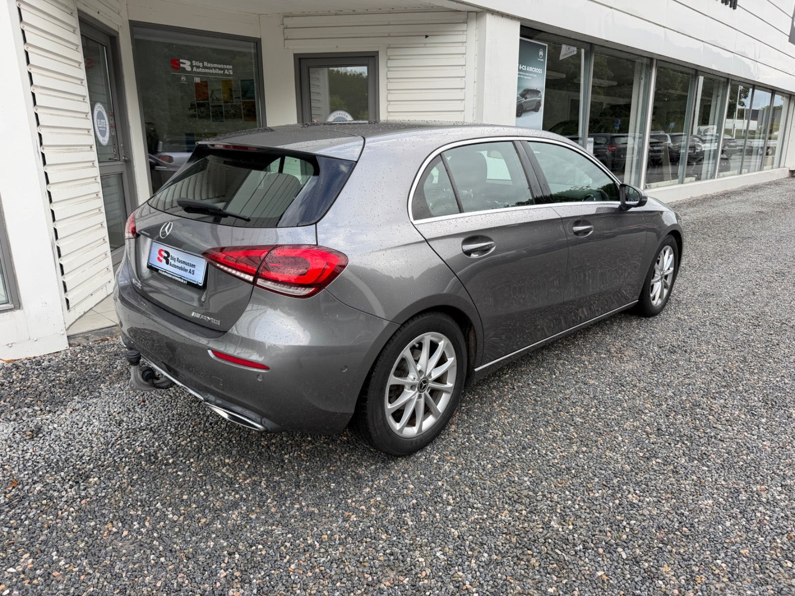Grå Mercedes A200 fra 2018