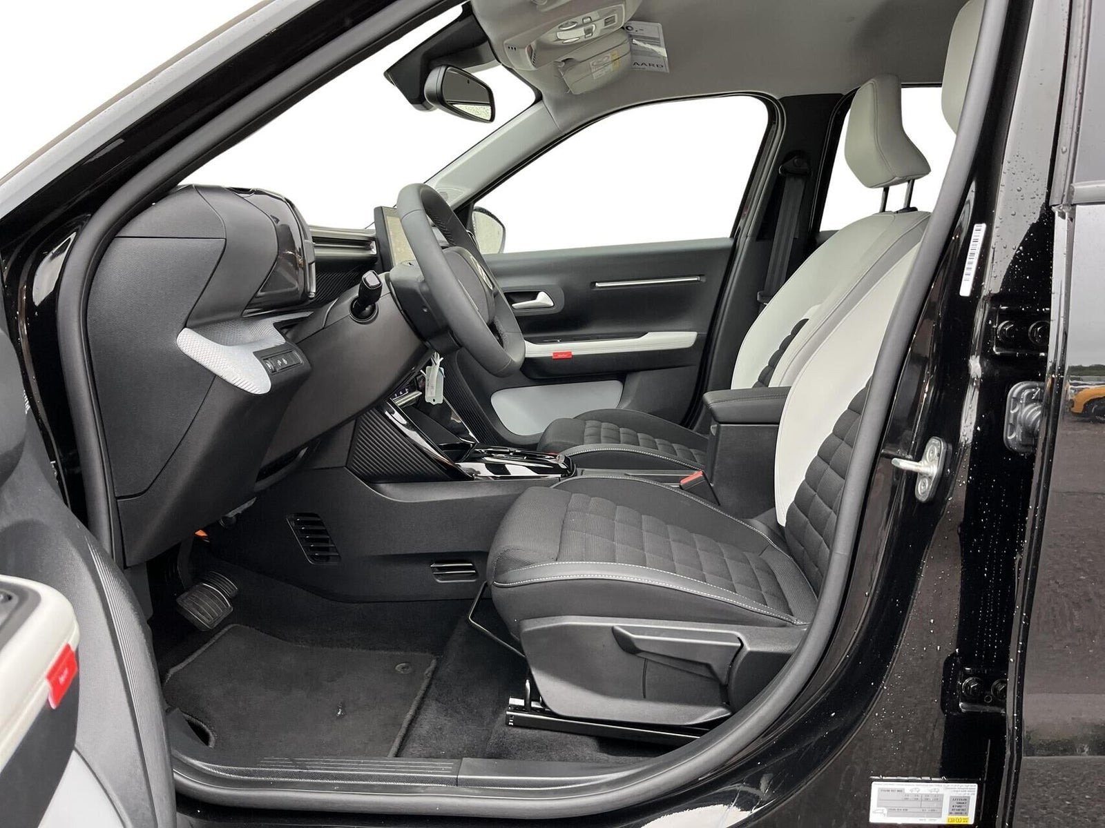 Sort Citroën e-C3 Aircross fra 2025