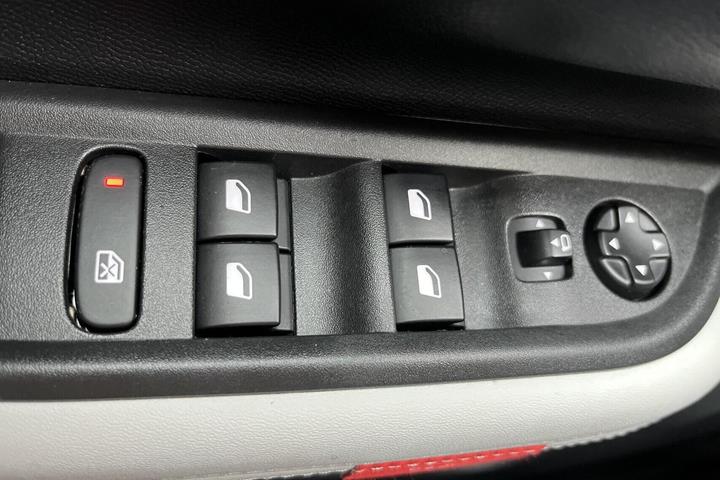Sort Citroën e-C3 Aircross fra 2025