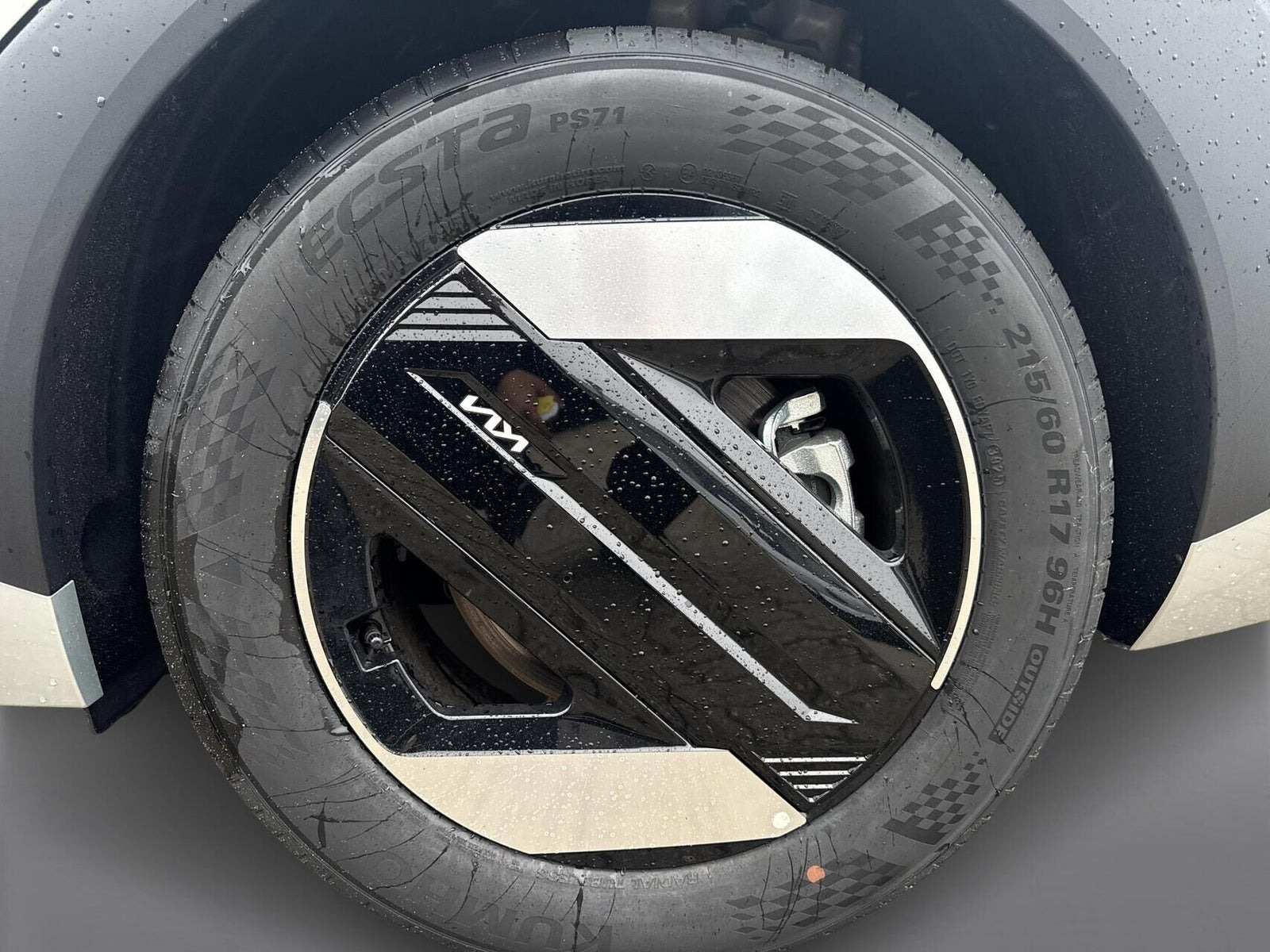 Sølv Kia EV4 fra 2026