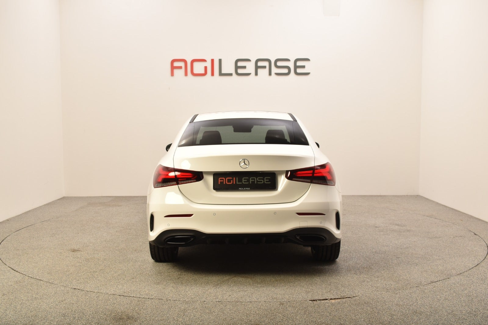 Hvid Mercedes A250 e fra 2021