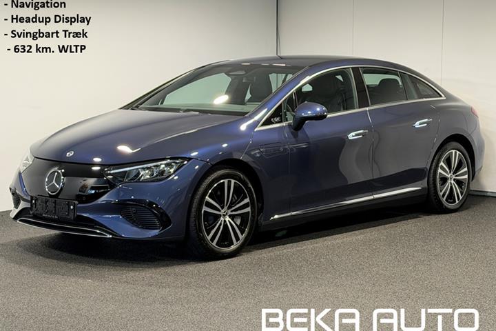Blå Mercedes EQE300 fra 2024