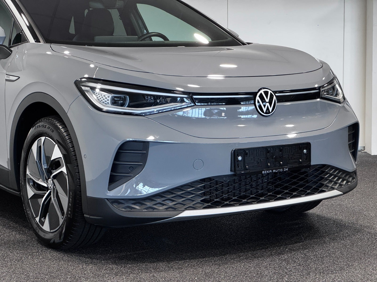 Grå VW ID.4 fra 2023