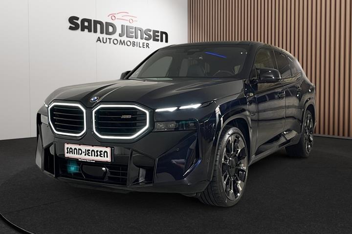 Sort BMW XM fra 2023