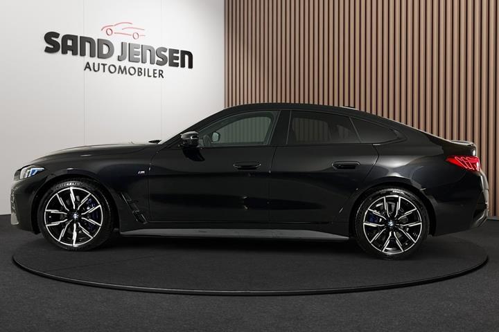 Sort BMW i4 fra 2025