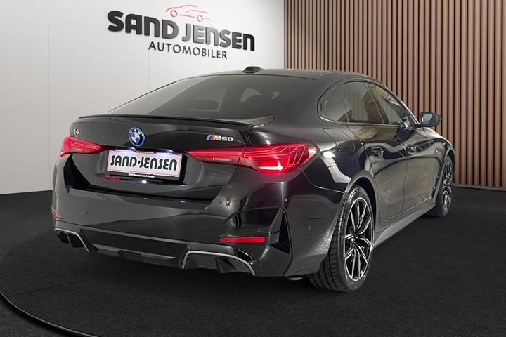 Sort BMW i4 fra 2025
