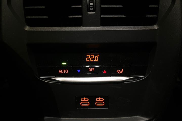 Sort BMW i4 fra 2025