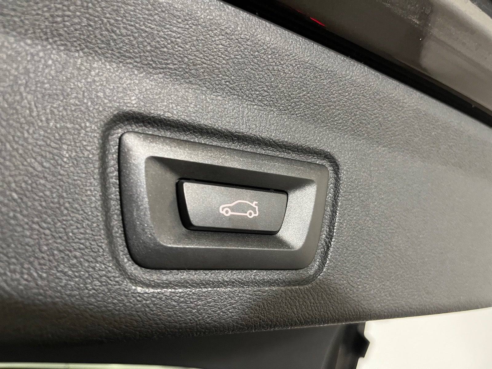 Sort BMW i4 fra 2025