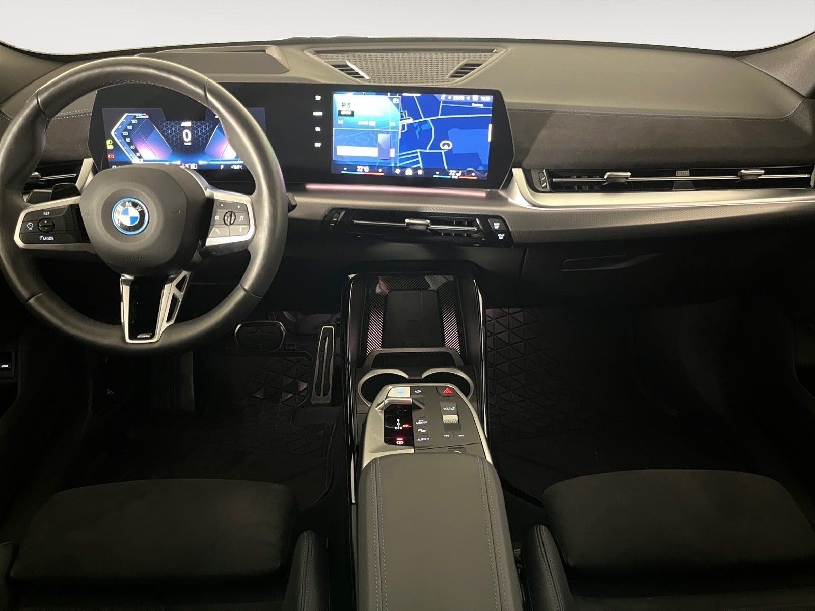BMW iX xDrive60, 544ps, 2026