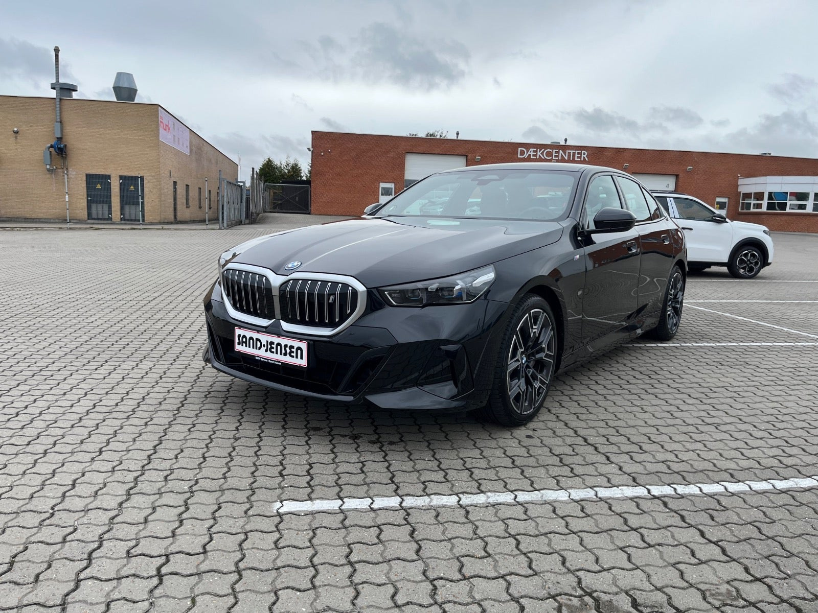 BMW i5 eDrive40 Fully Charged M-Sport