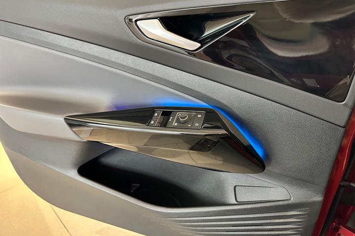 Rød VW ID.4 fra 2023