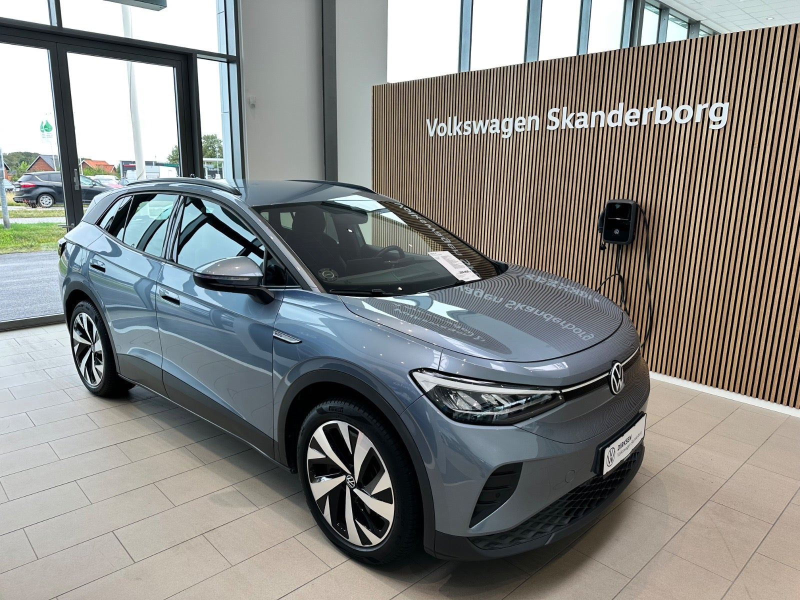 Blå VW ID.4 fra 2023