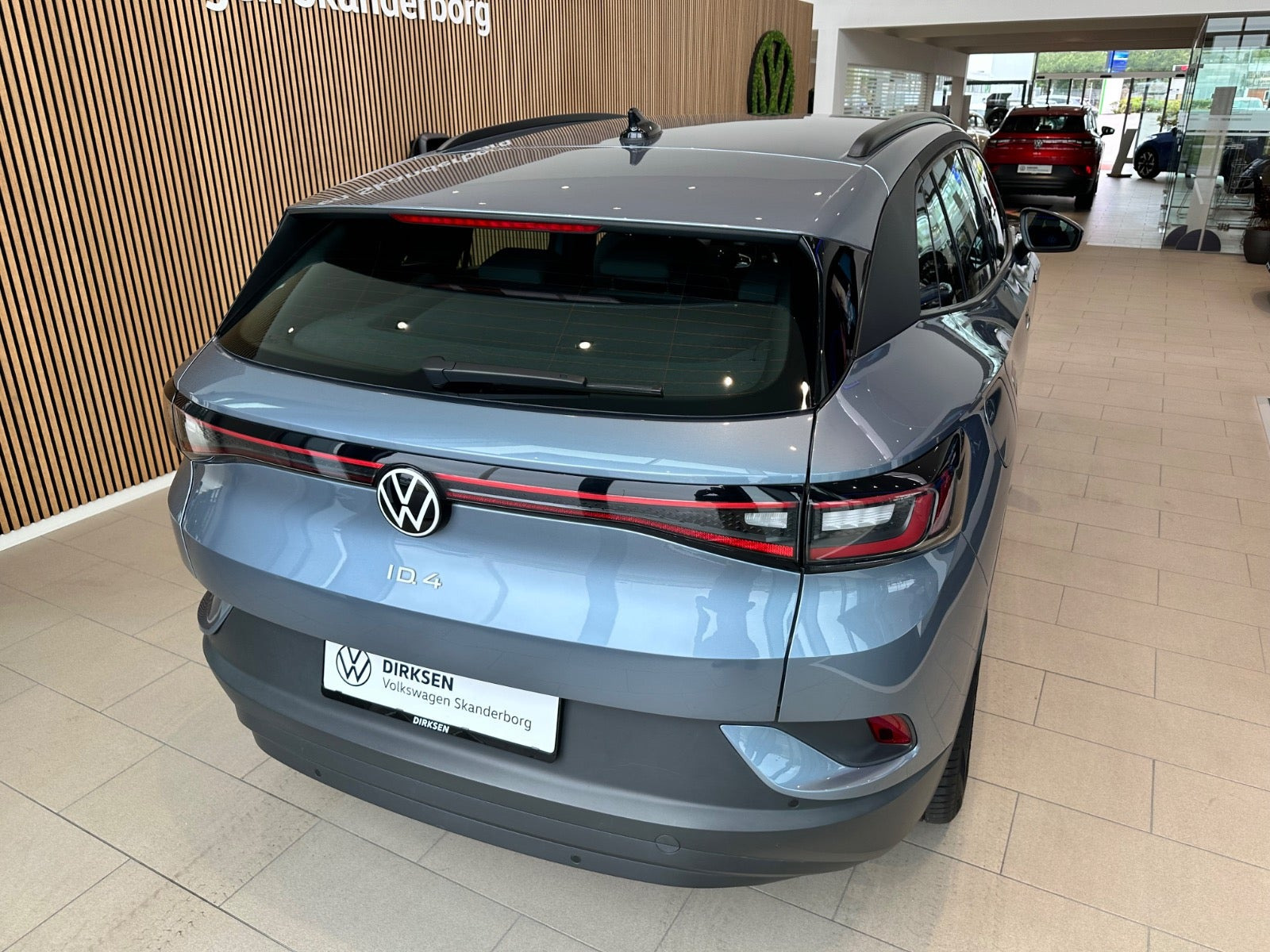 Blå VW ID.4 fra 2023