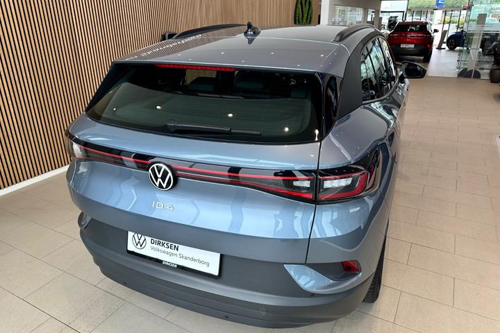 Blå VW ID.4 fra 2023
