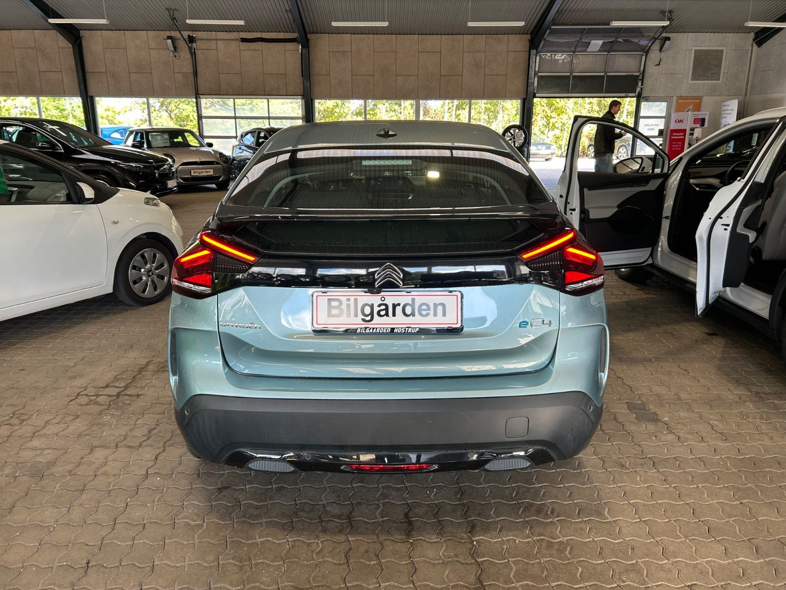 Blå Citroën ë-C4 fra 2022