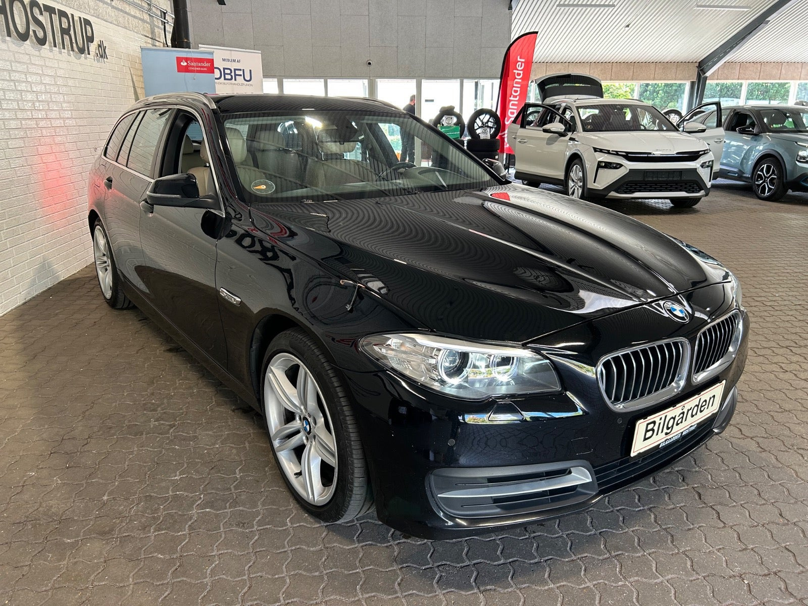 Sort BMW 530d fra 2014