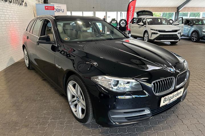 Sort BMW 530d fra 2014