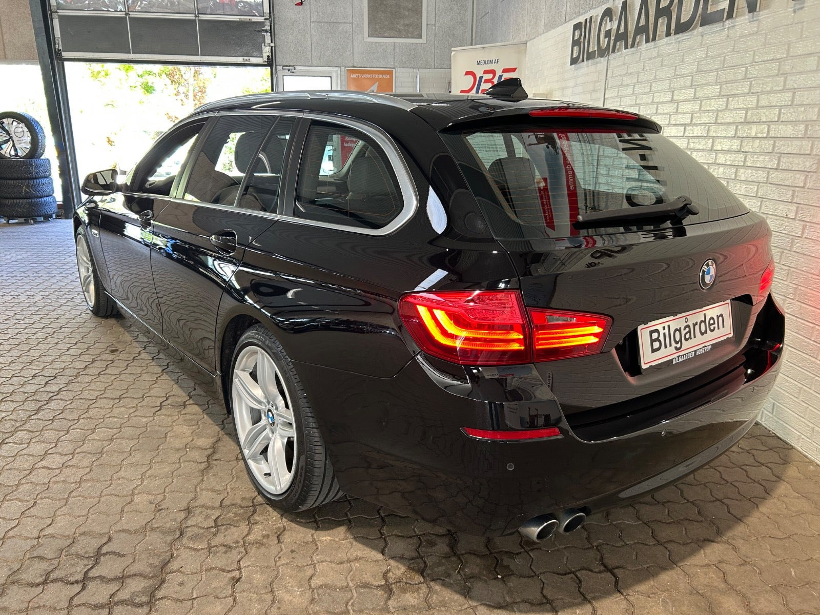 Sort BMW 530d fra 2014
